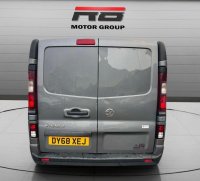 VAUXHALL VIVARO