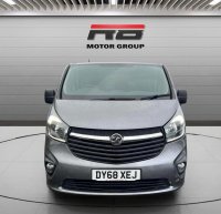 VAUXHALL VIVARO