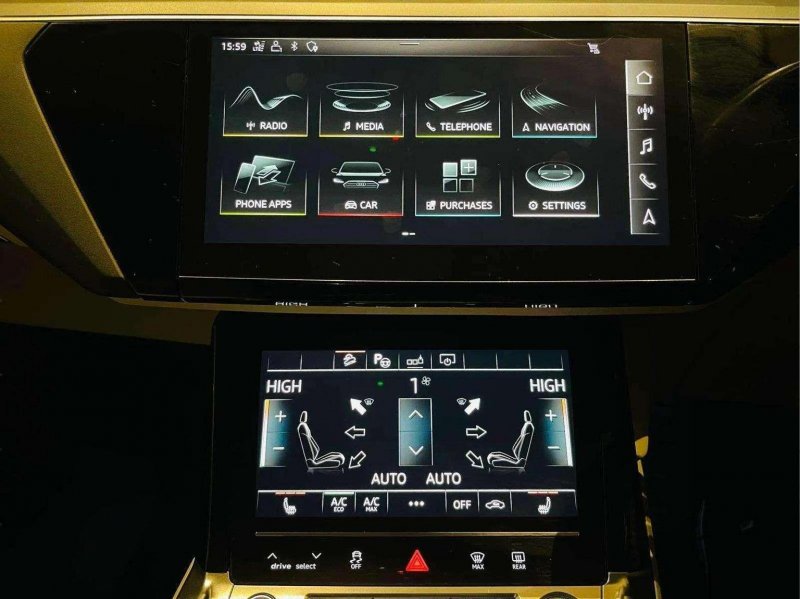 AUDI E-TRON