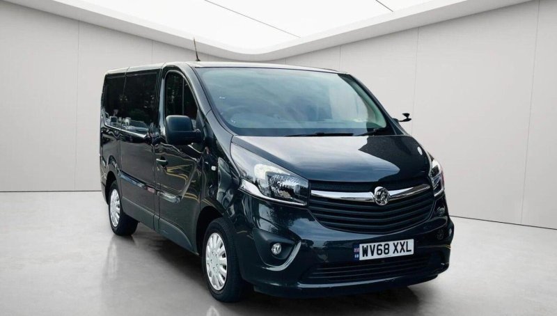 VAUXHALL VIVARO