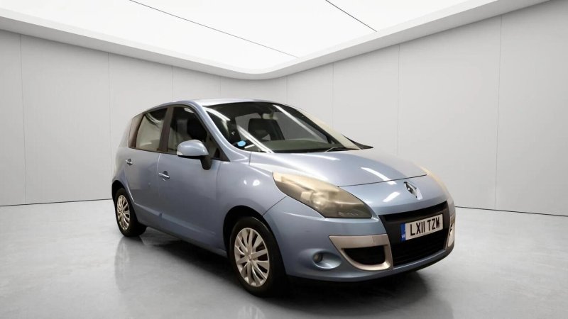 RENAULT SCENIC